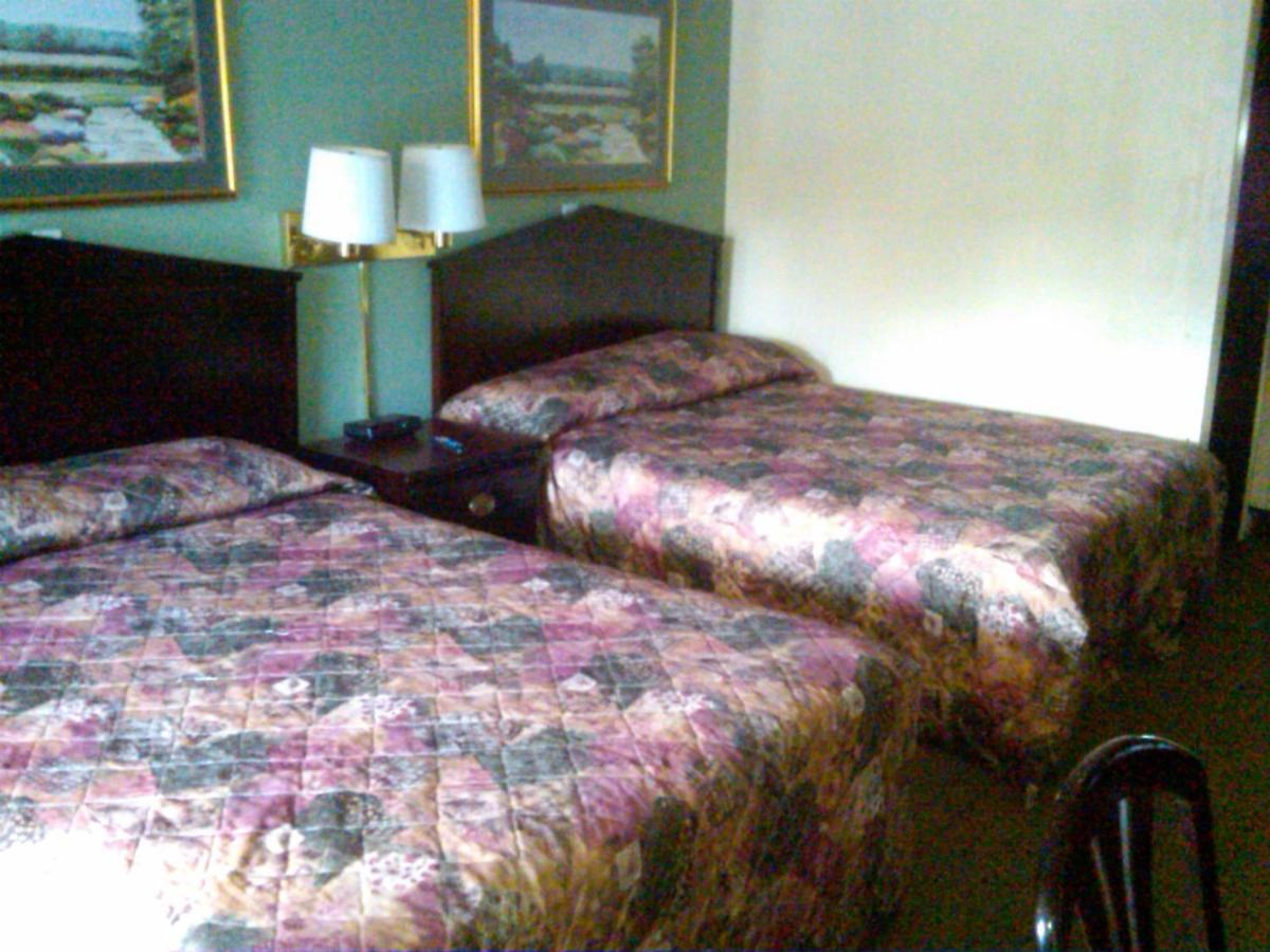 Knights Inn - Батл Крик Номер фото
