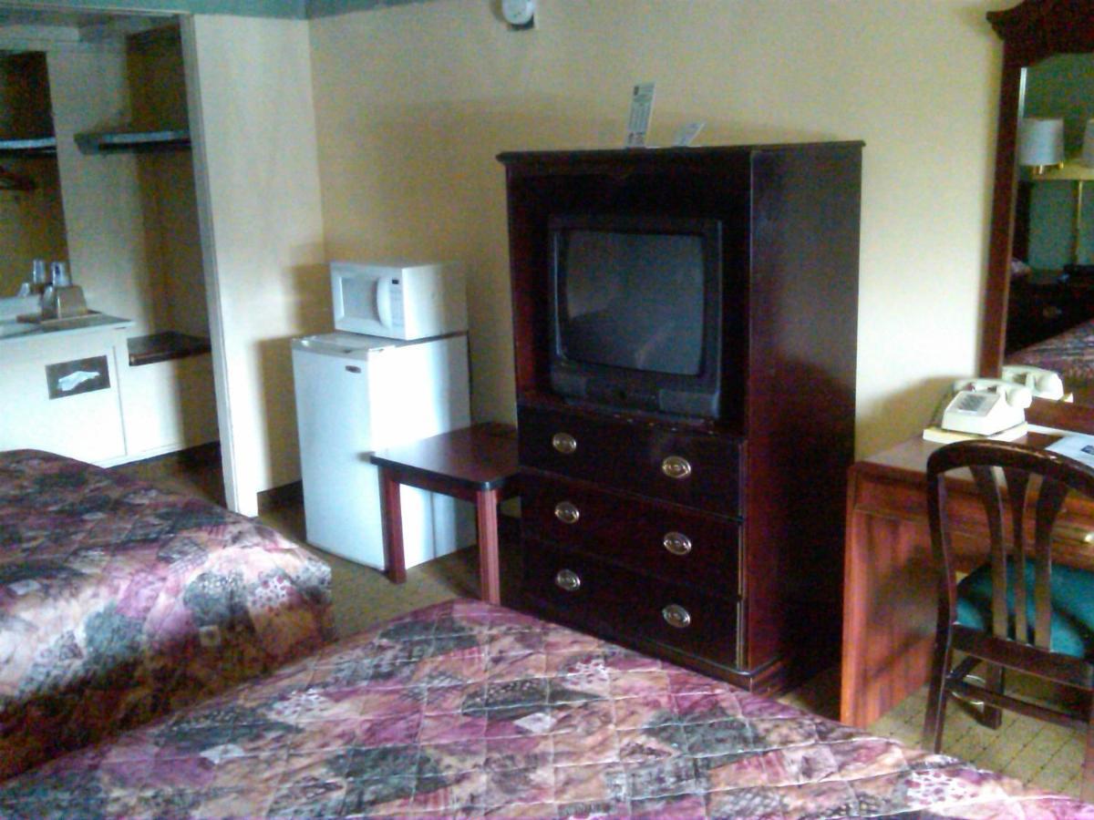 Knights Inn - Батл Крик Номер фото